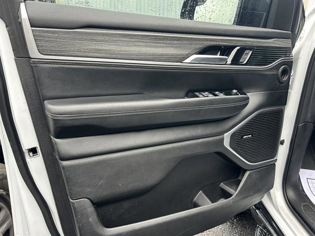 Used 2025 Ford Ranger Lariat w/ FX4 Off-Road Package image 21