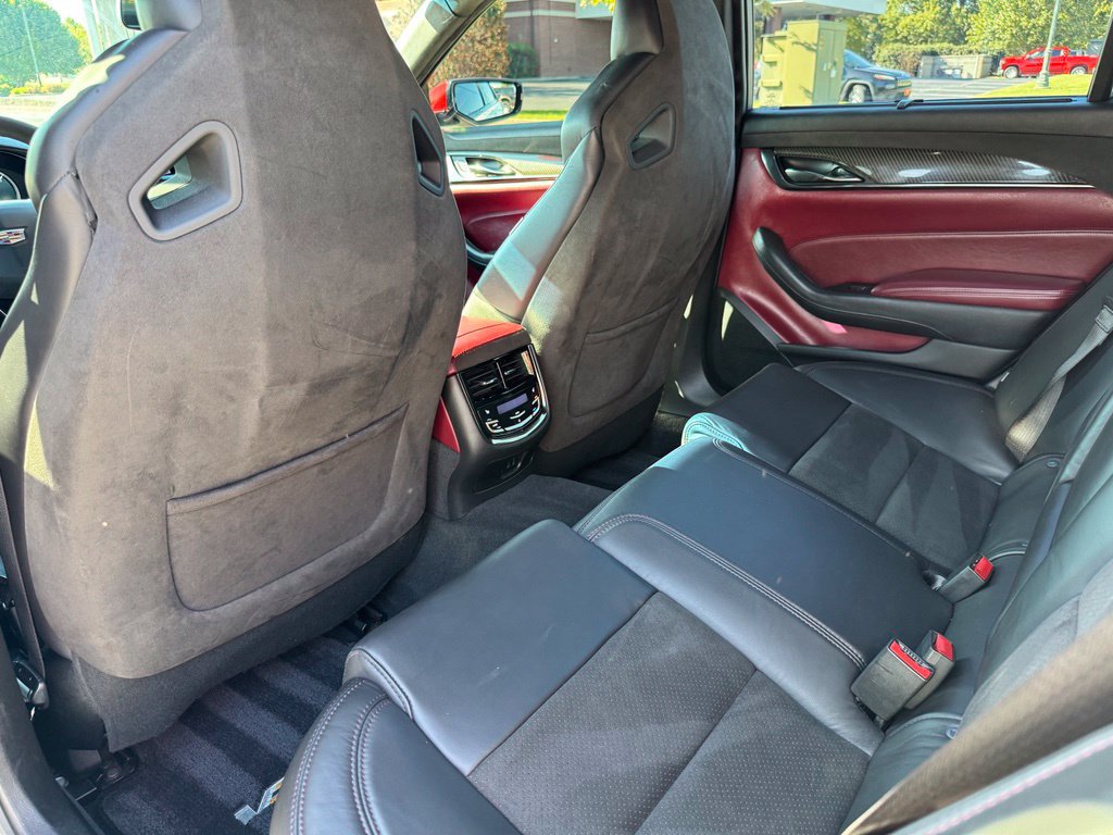 Used 2018 Cadillac CTS V RWD image 15
