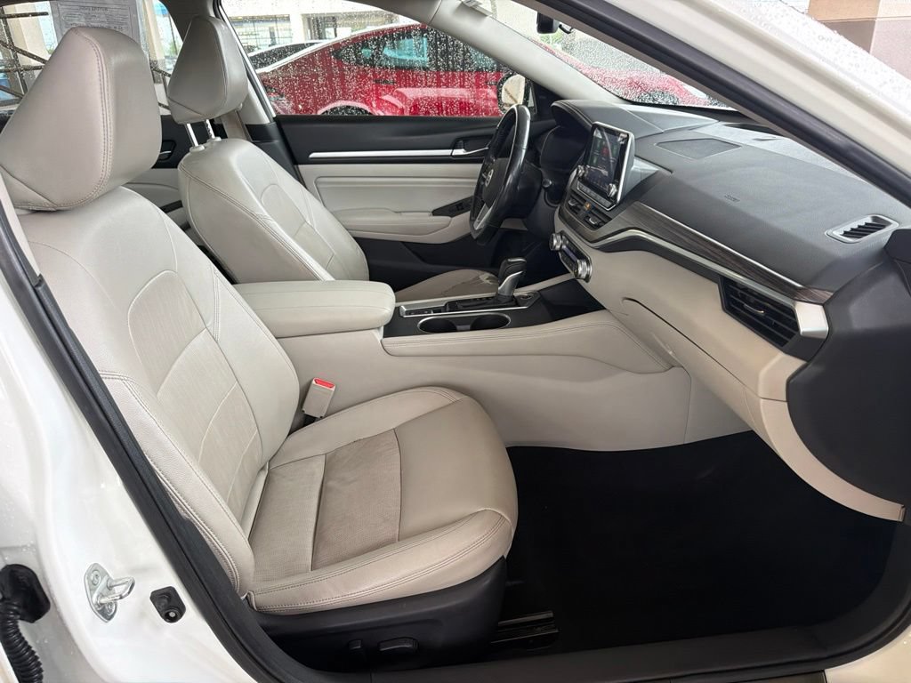 Used 2019 Nissan Altima 2.0 Platinum FWD image 24