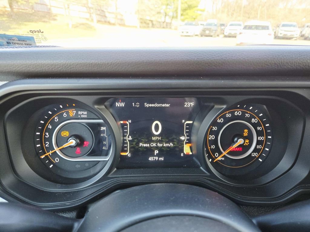 Certified 2025 Jeep Gladiator Sport AWD/4WD image 23