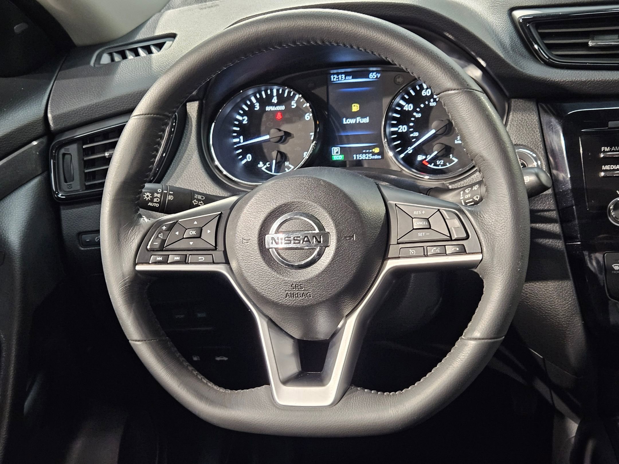 Used 2017 Nissan Rogue SV FWD image 26