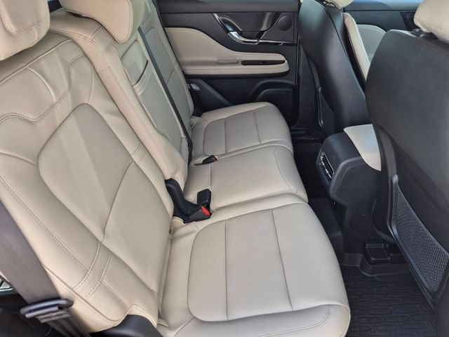 Certified 2026 Lincoln Corsair Premiere AWD/4WD image 30