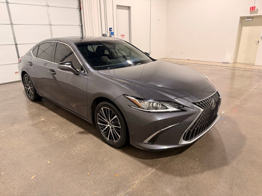 Used 2022 Lexus ES 350 w/ Premium Package FWD image 3