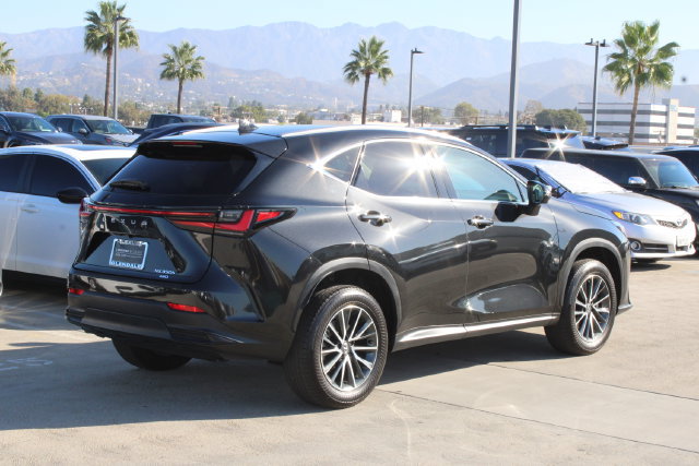 Certified 2025 Lexus NX 350h AWD w/ Accessory Package (2T) image 21