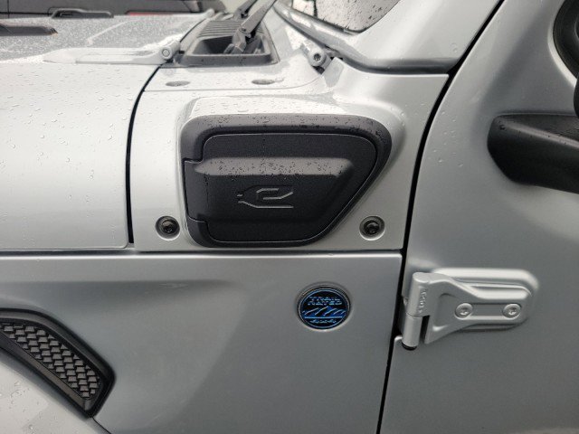 Used 2024 Jeep Wrangler Sport S w/ Convenience Group image 7