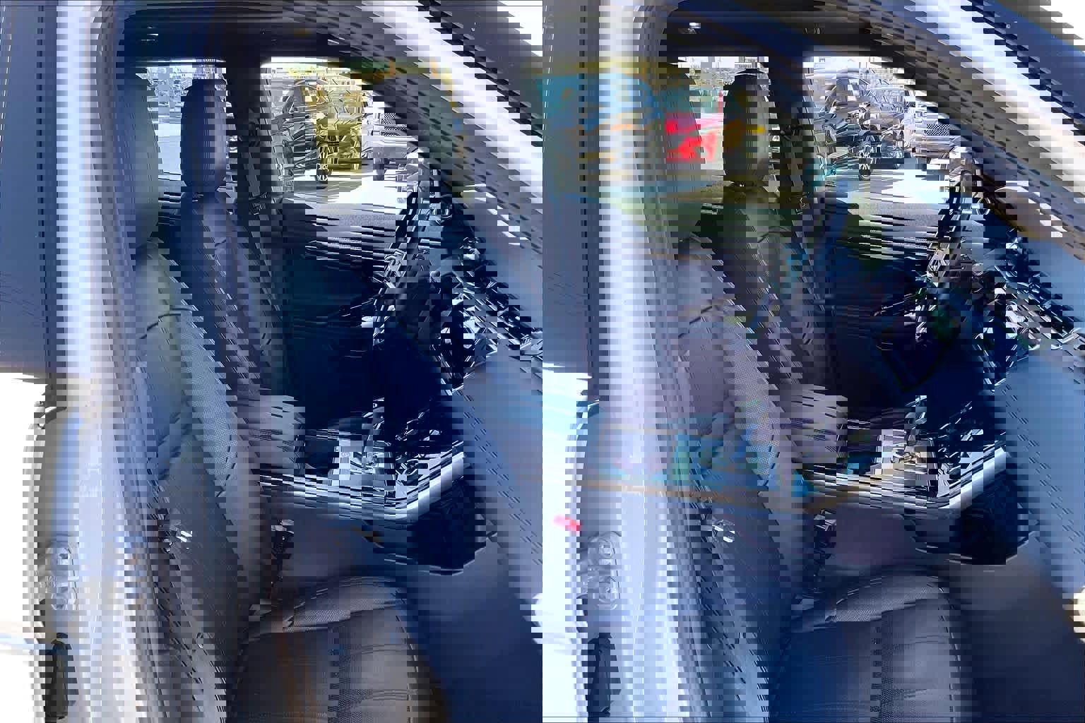 Used 2021 Land Rover Range Rover Evoque SE image 9