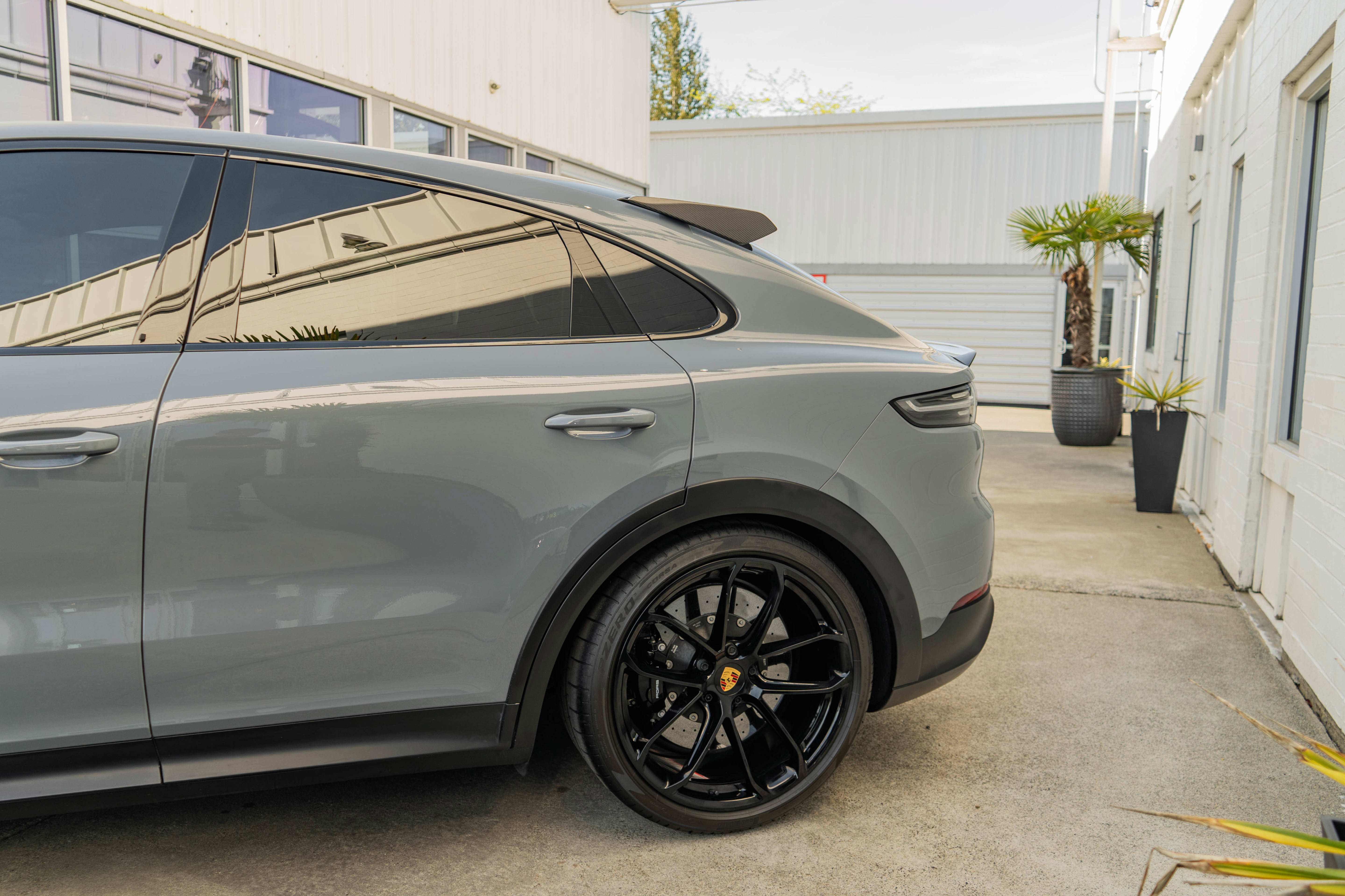 Used 2023 Porsche Cayenne Turbo GT AWD/4WD image 5