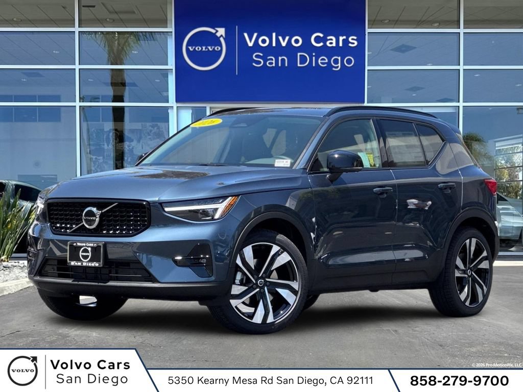New 2026 Volvo XC40 B5 Ultra w/ Protection Package Premier