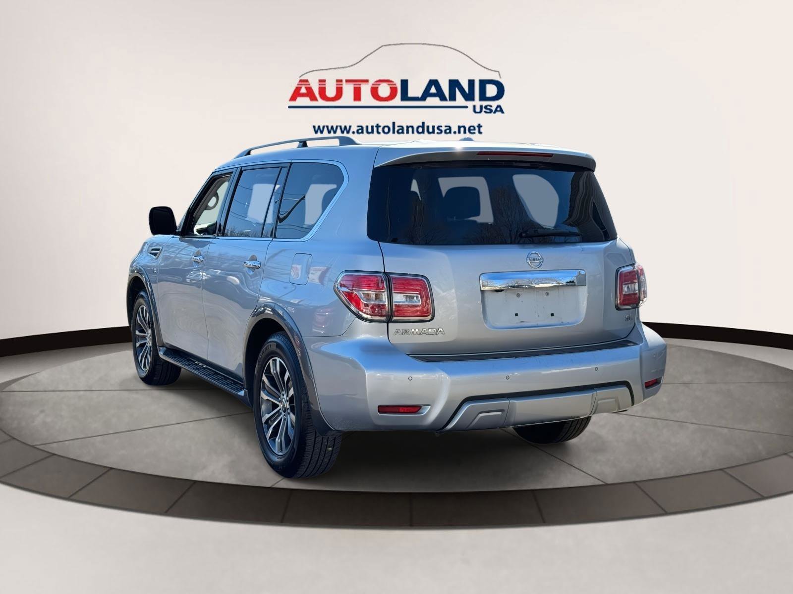 Used 2017 Nissan Armada SL w/ Moonroof Package image 5