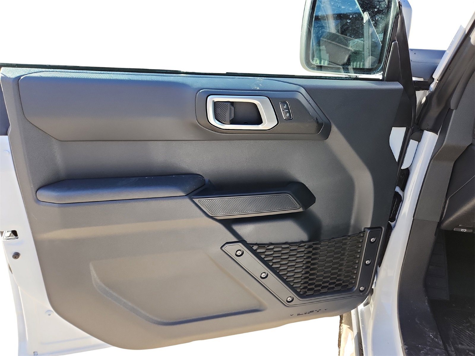 New 2025 Ford Bronco Big Bend w/ Black Diamond Package image 21