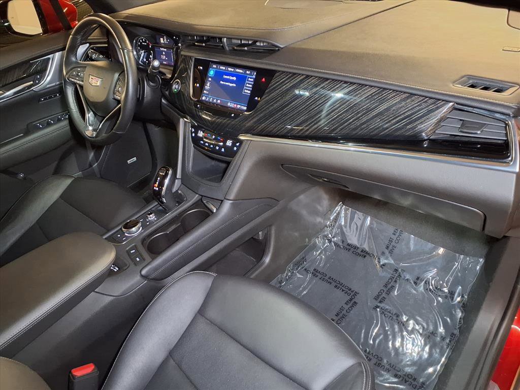 Certified 2022 Cadillac XT6 Premium Luxury image 26