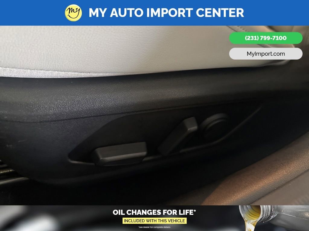 Used 2024 Hyundai Elantra Limited FWD image 12