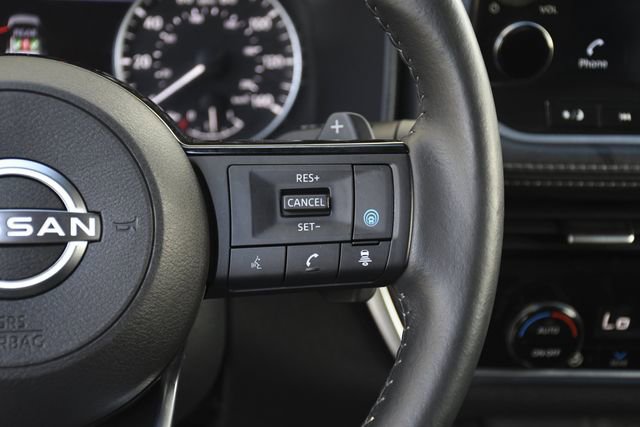 Used 2023 Nissan Rogue SL w/ SL Premium Package FWD image 9