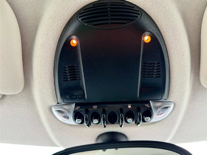 Used 2013 MINI Cooper Hardtop FWD image 12