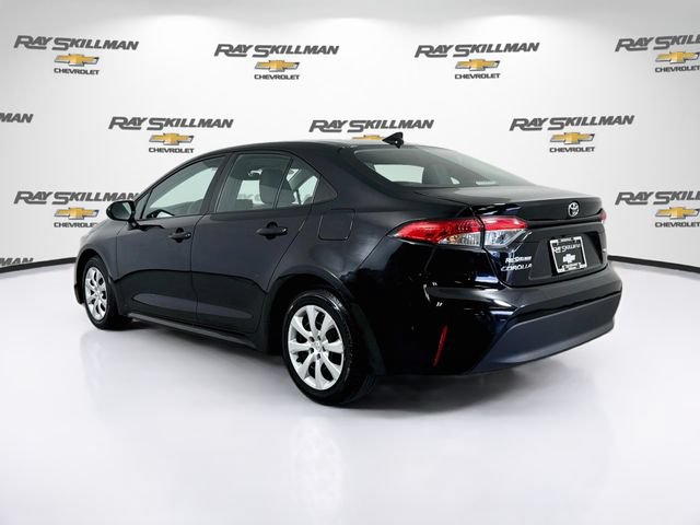 Used 2024 Toyota Corolla LE FWD image 5