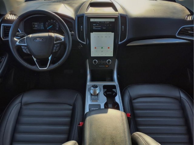 Used 2024 Ford Edge SEL w/ Convenience Package AWD/4WD image 16