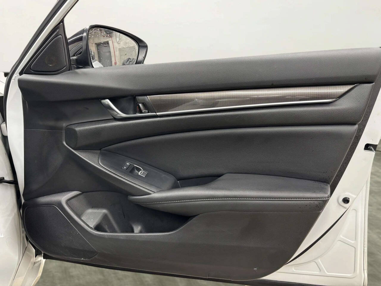 Used 2022 Honda Accord Sport image 18