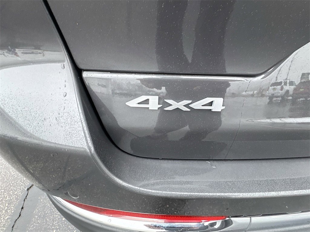 Used 2024 Jeep Grand Cherokee Limited image 37