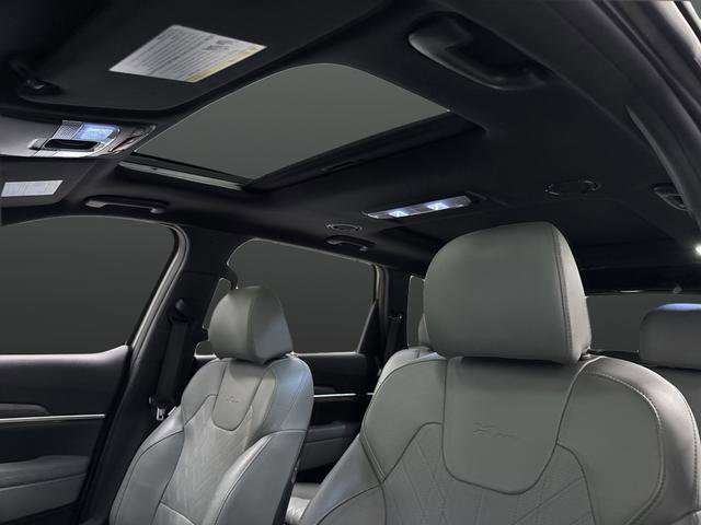 Used 2024 Kia Telluride SX X-Pro image 7