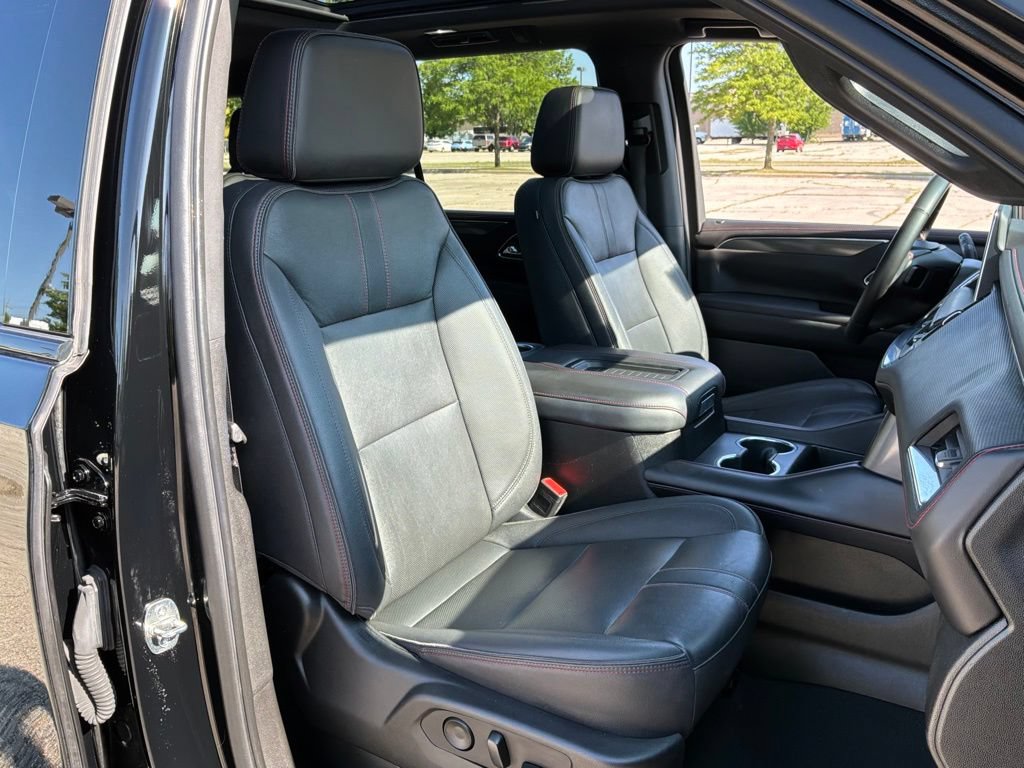 Used 2023 Chevrolet Suburban RST w/ Luxury Package AWD/4WD image 56