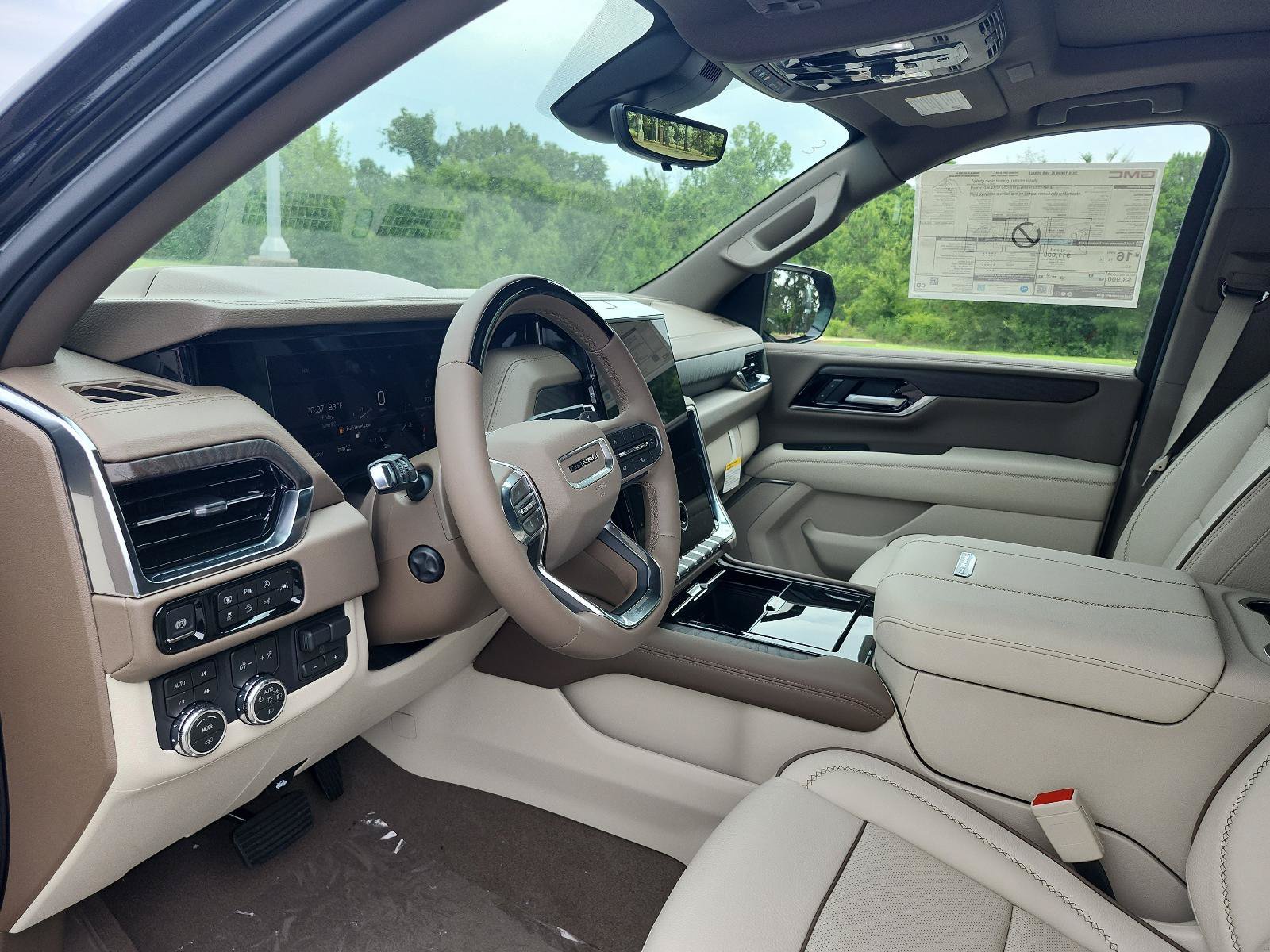 New 2026 GMC Yukon XL Denali w/ Denali Reserve Package AWD/4WD image 13