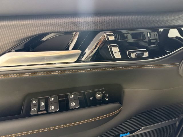 New 2026 Jeep Grand Wagoneer Summit AWD/4WD image 18