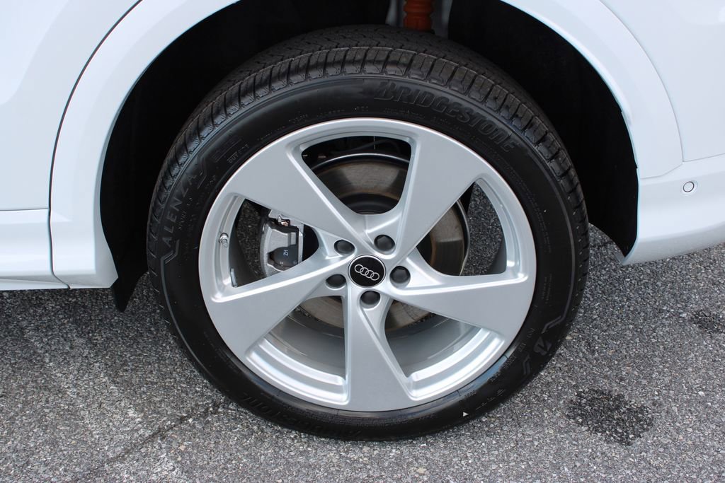 New 2025 Audi Q5 Premium Plus image 33