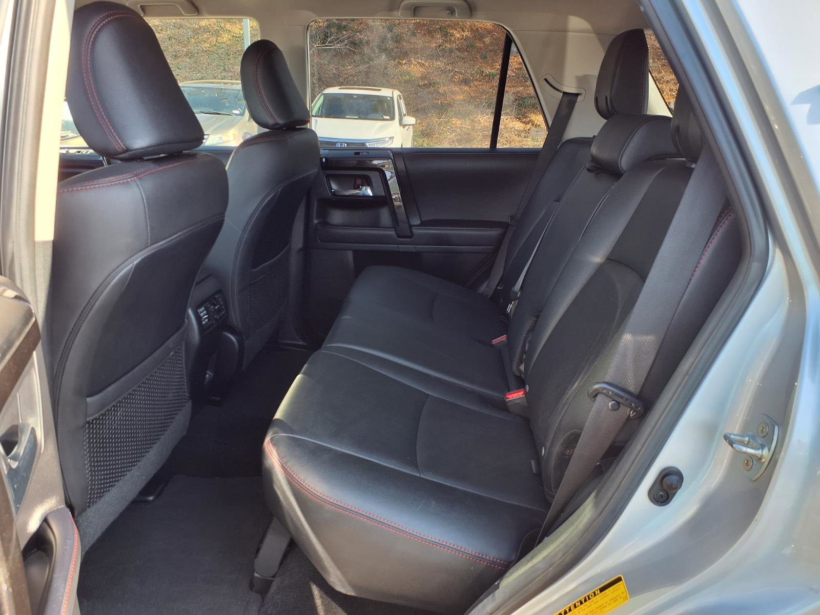 Used 2024 Toyota 4Runner TRD Off-Road Premium image 11