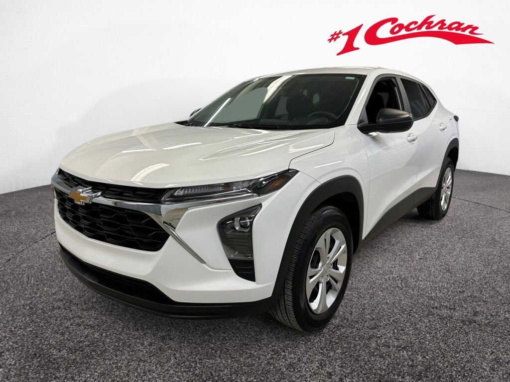 Certified 2024 Chevrolet Trax LS w/ Driver Confidence Package image 30