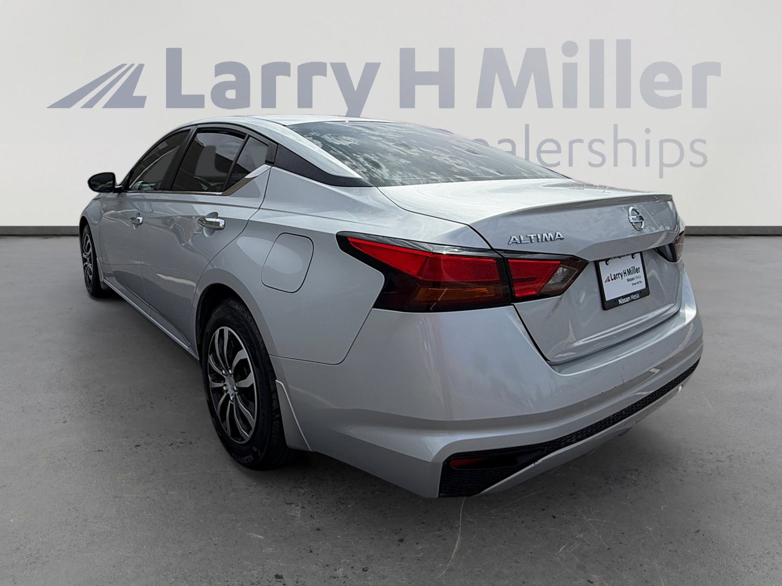 Used 2021 Nissan Altima 2.5 S FWD image 3