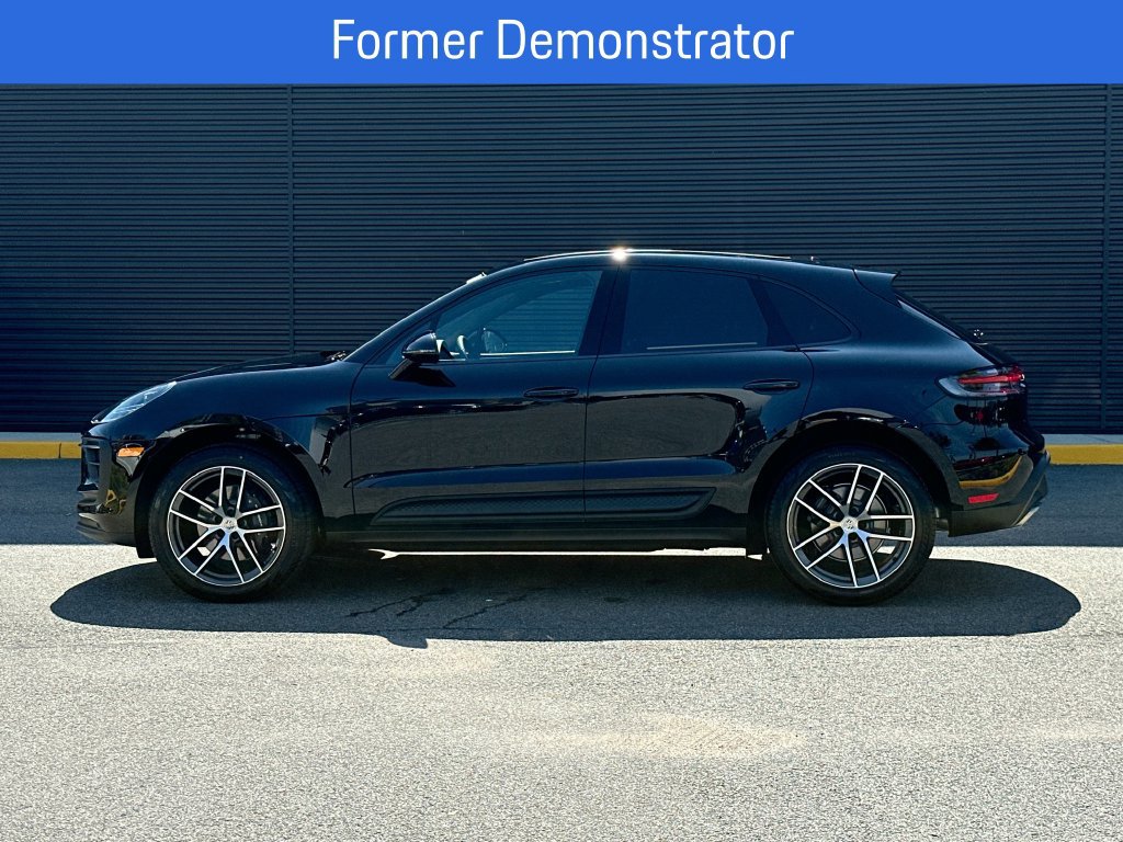 New 2026 Porsche Macan AWD/4WD image 2