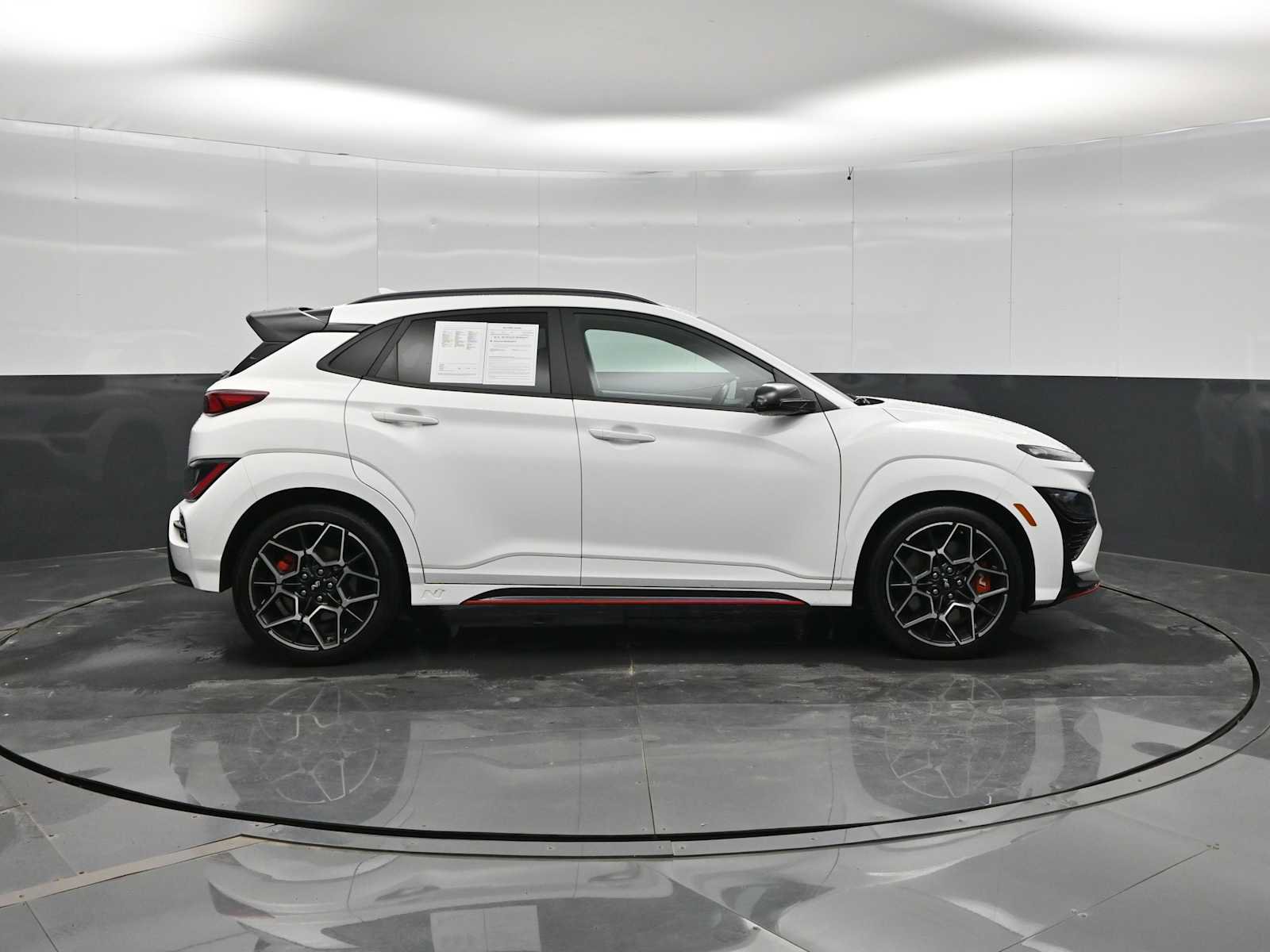 Used 2022 Hyundai Kona N FWD image 9
