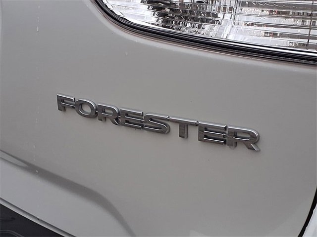 Used 2022 Subaru Forester Premium image 28