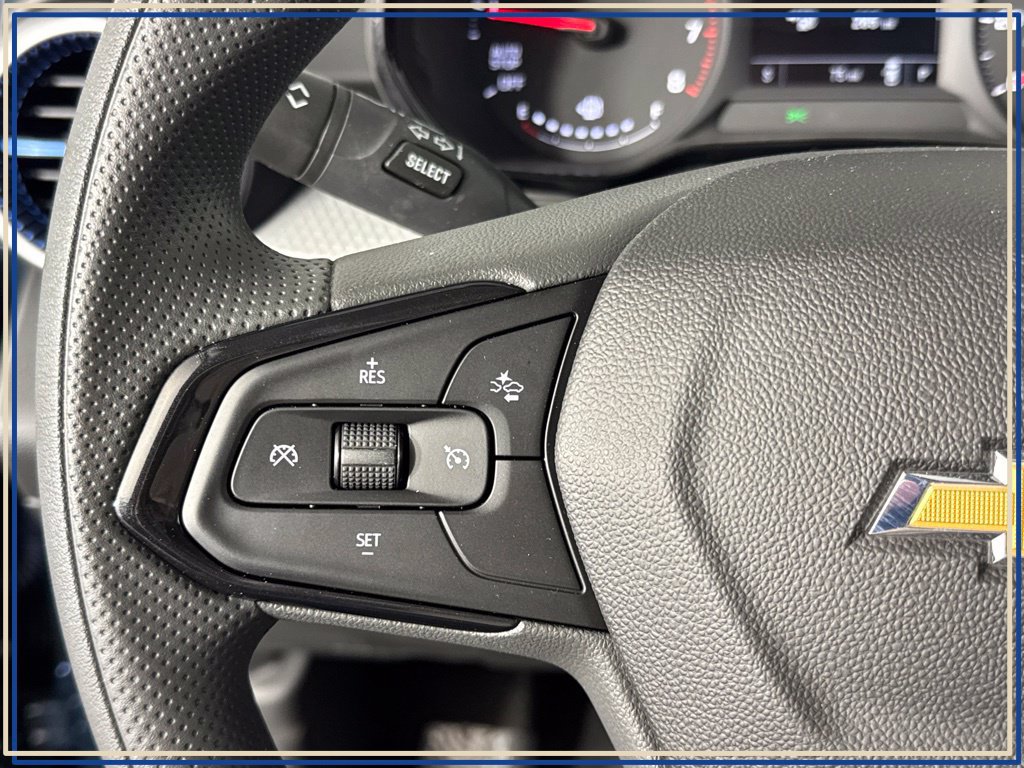 New 2026 Chevrolet Trax LS w/ LS Convenience Package FWD image 11
