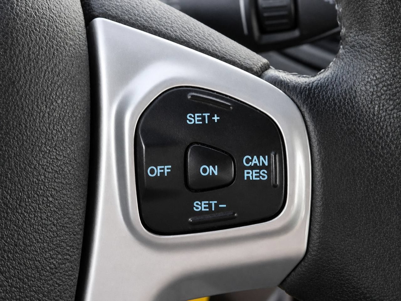 Used 2014 Ford Fiesta SE FWD image 24