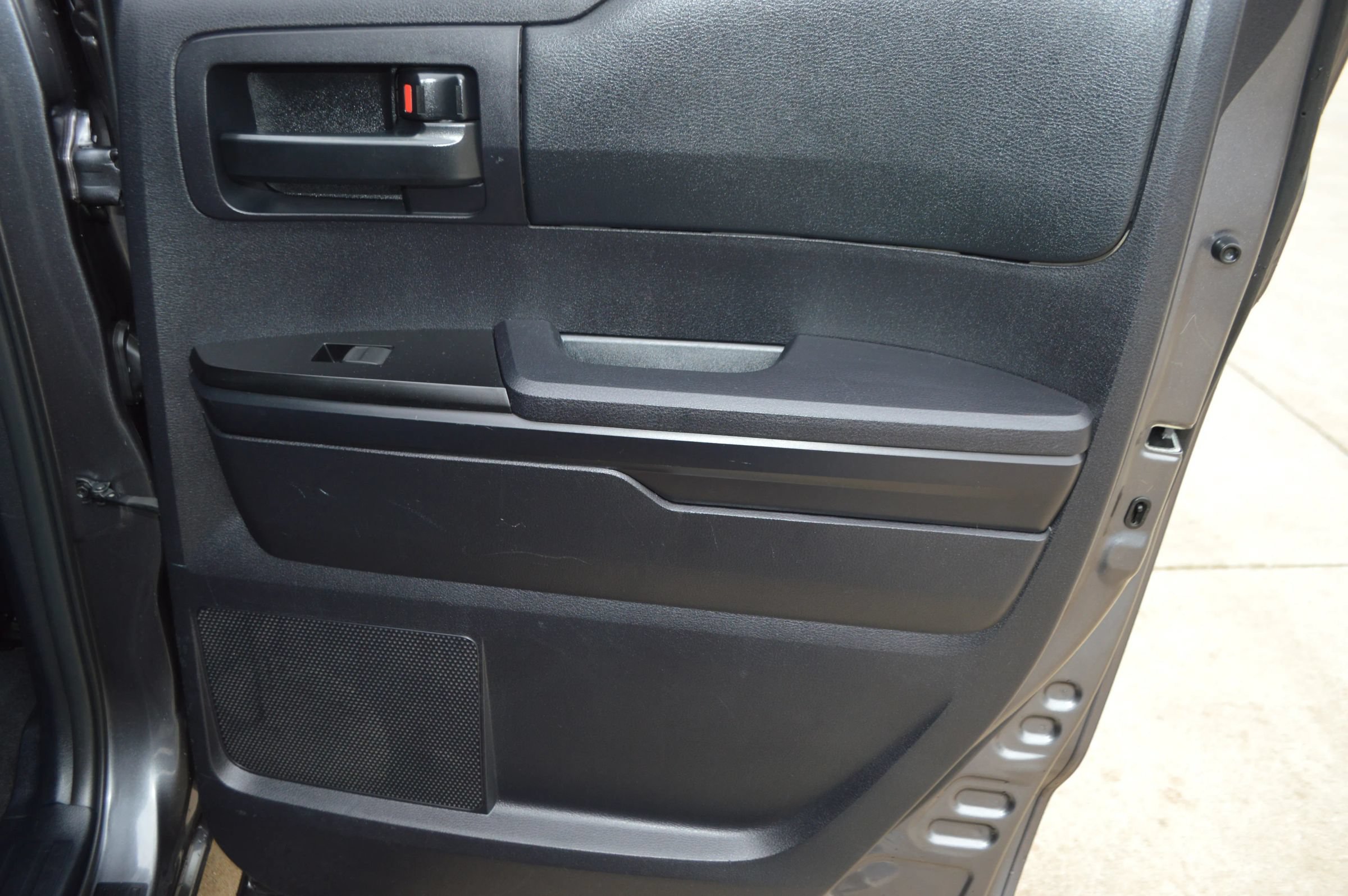 Used 2014 Toyota Tundra SR AWD/4WD image 25