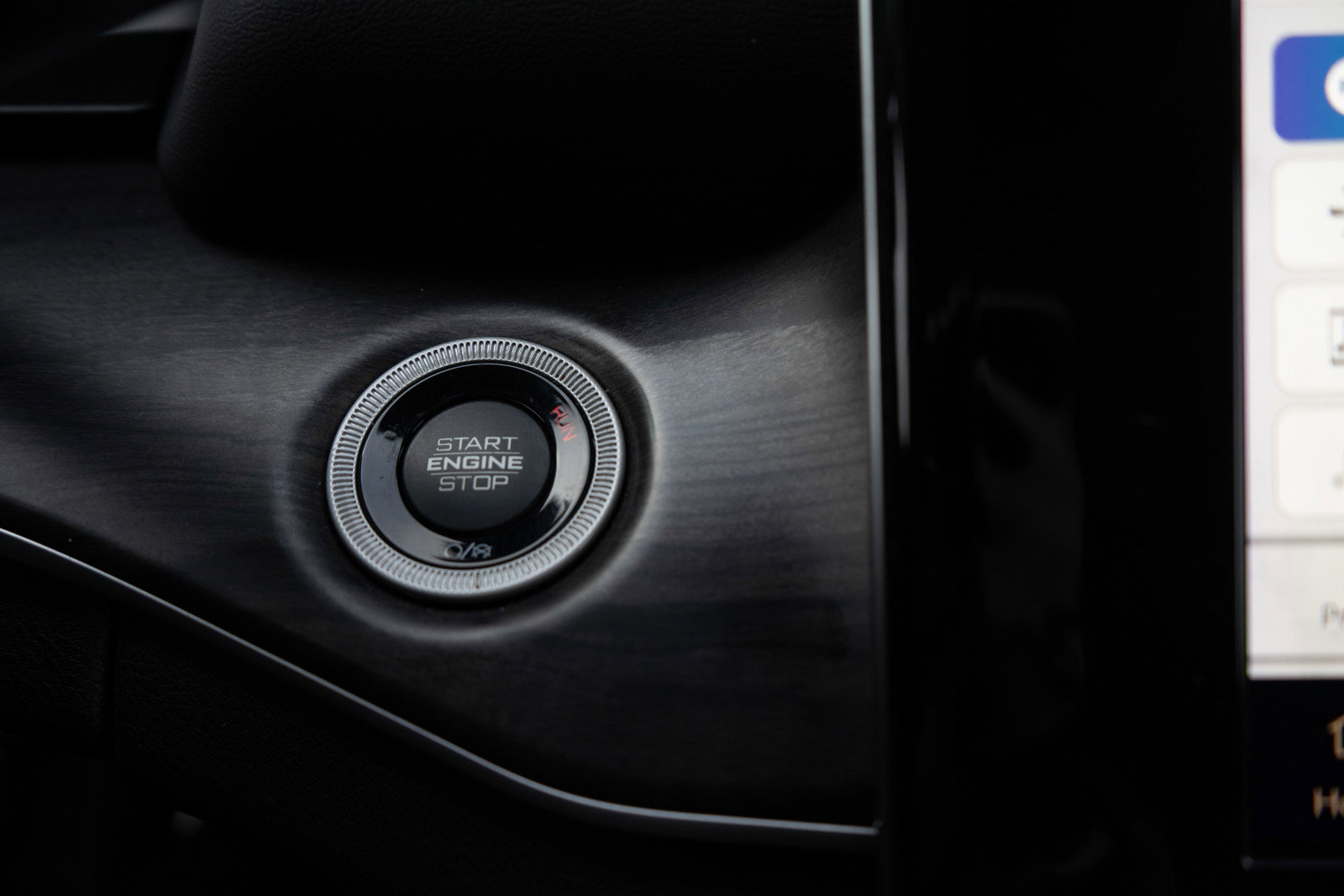 Used 2022 Jeep Grand Cherokee Limited image 14