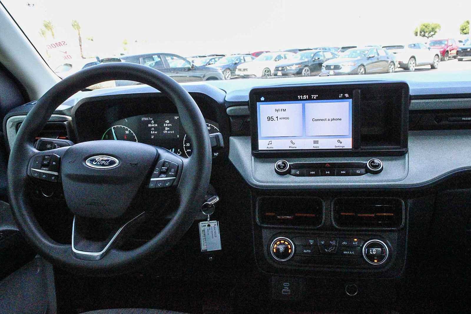 Used 2022 Ford Maverick XLT FWD image 13