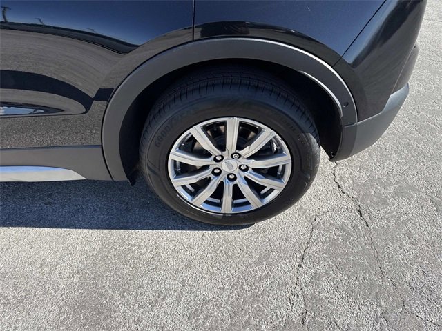 Certified 2022 Cadillac XT4 Premium Luxury w/ Enhanced Visibility Package image 32