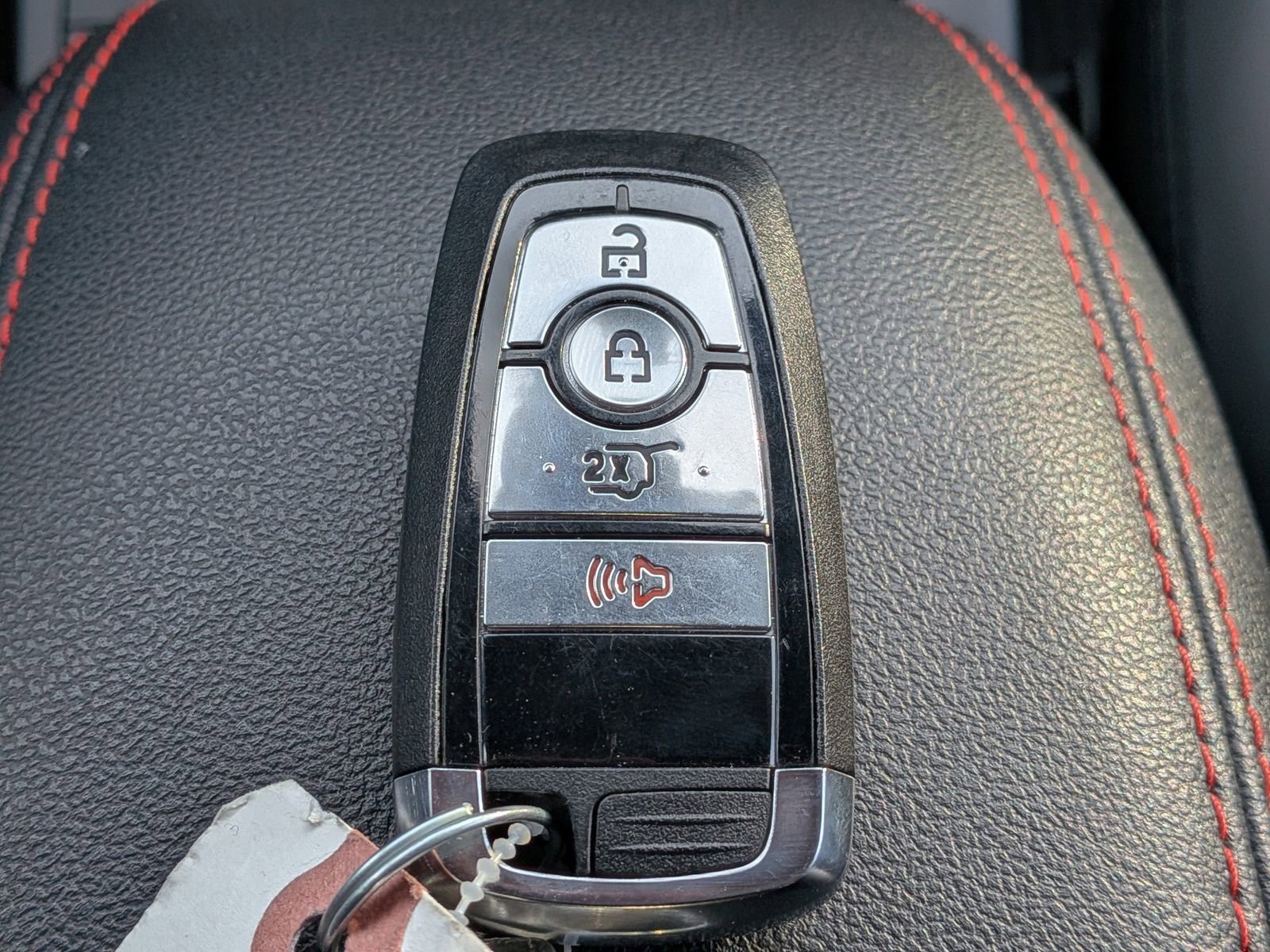 Certified 2025 Ford Escape ST-Line w/ Equipment Group 301A image 29