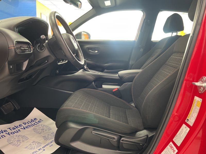 Used 2024 Honda HR-V Sport image 17