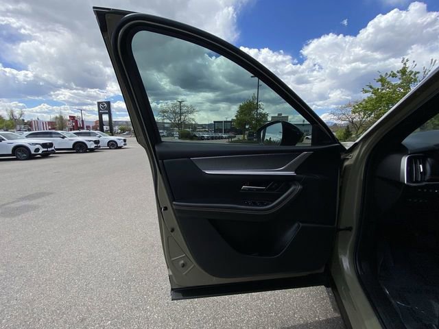 Certified 2025 MAZDA CX-70 Plug-In Hybrid w/ Premium Plus image 11