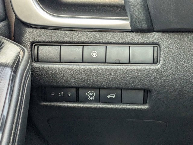 Certified 2024 Nissan Rogue SV image 24