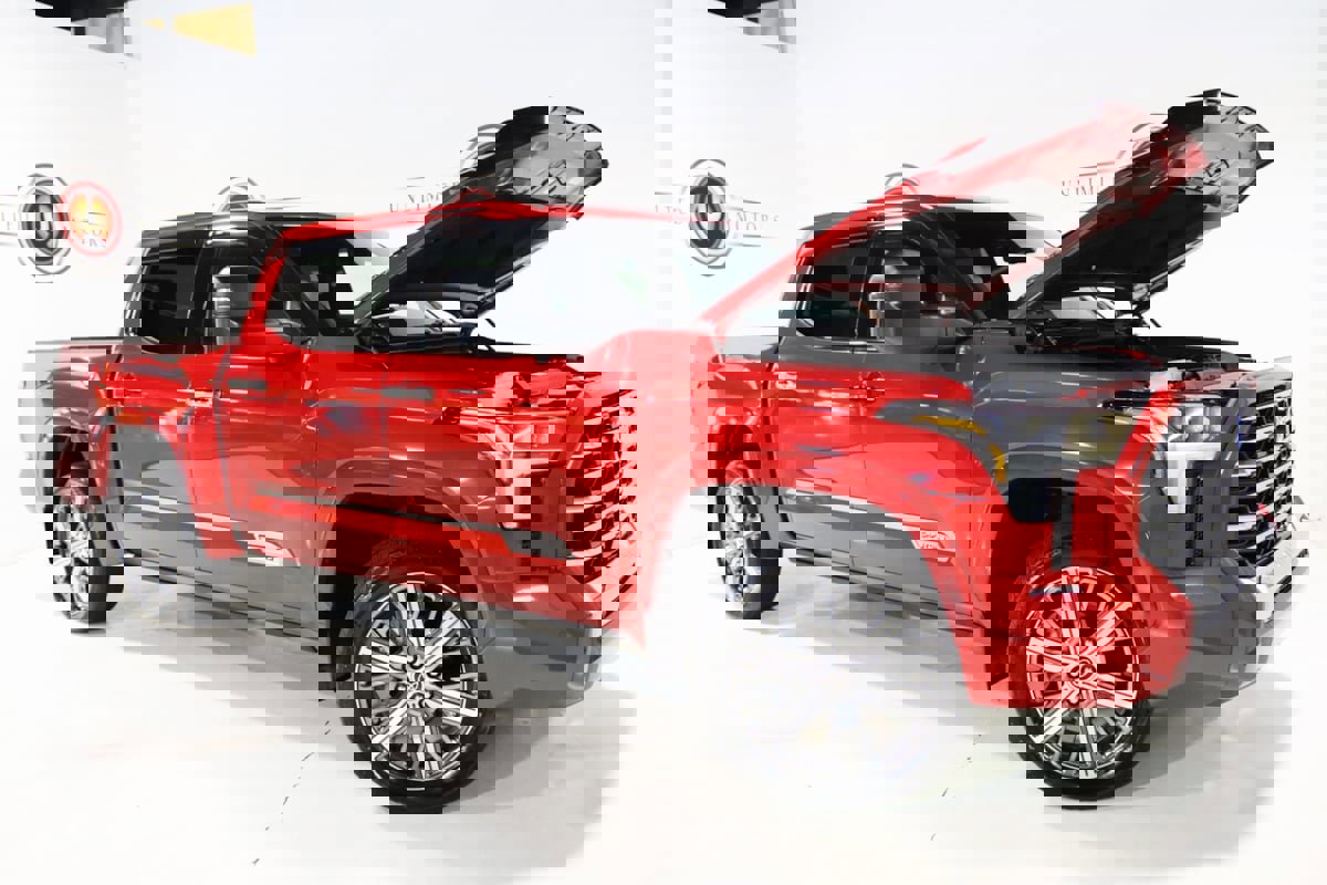 Used 2023 Toyota Tundra Capstone image 32