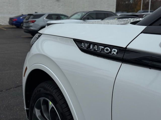 New 2026 Lincoln Aviator AWD w/ Jet Appearance Package video 2