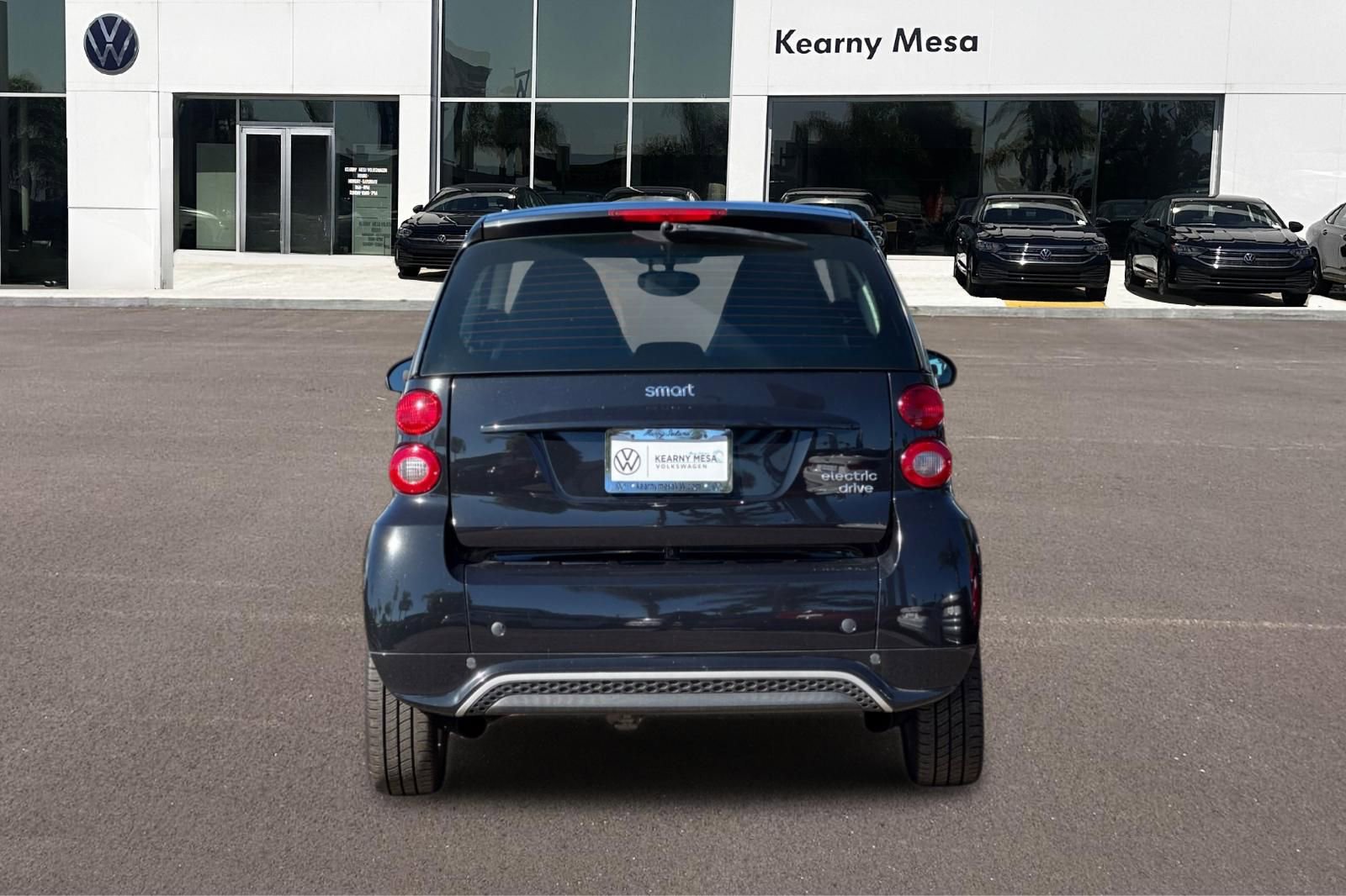 Used 2016 smart fortwo passion image 5
