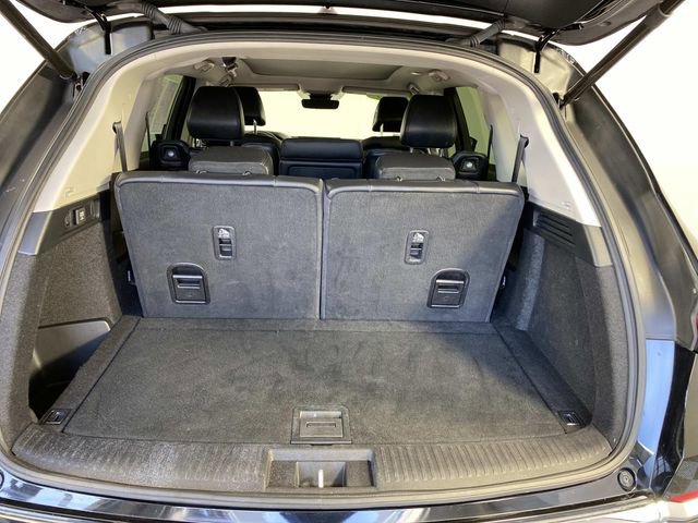 Used 2023 Acura MDX SH-AWD image 8