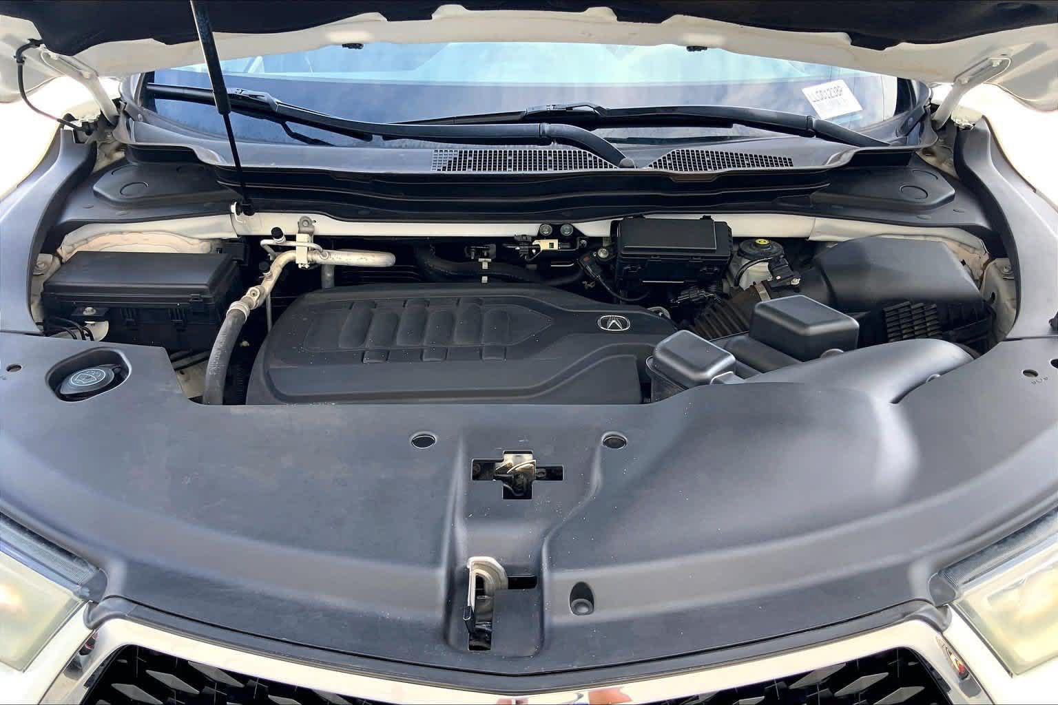 Used 2020 Acura MDX w/ Technology Package FWD image 9