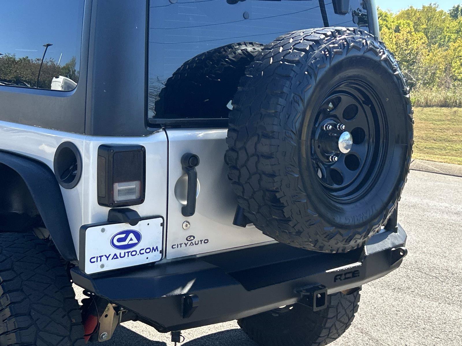 Used 2012 Jeep Wrangler Sport AWD/4WD image 14