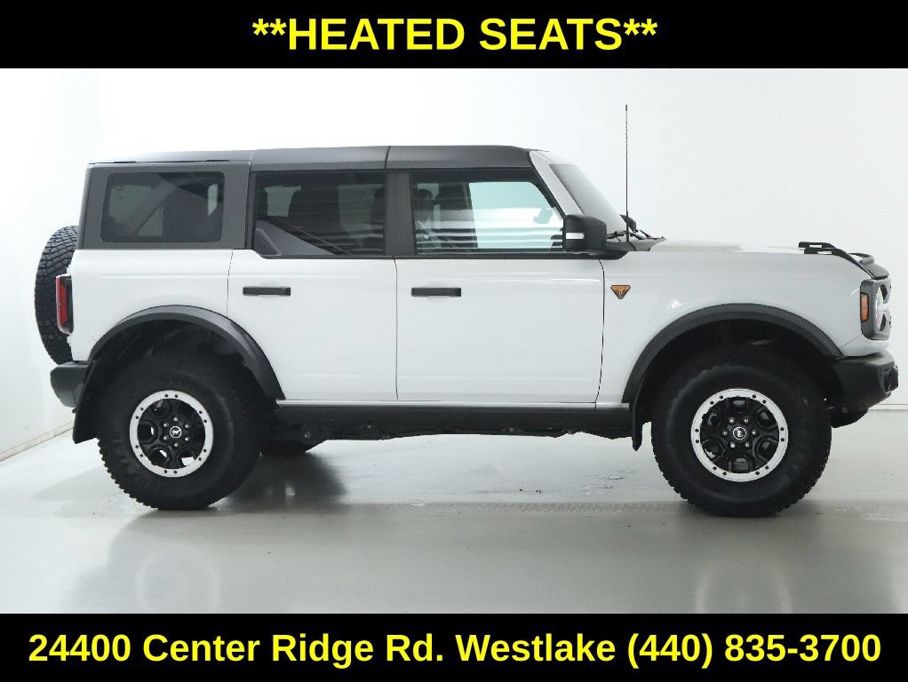 Used 2023 Ford Bronco Badlands w/ Sasquatch Package AWD/4WD image 11